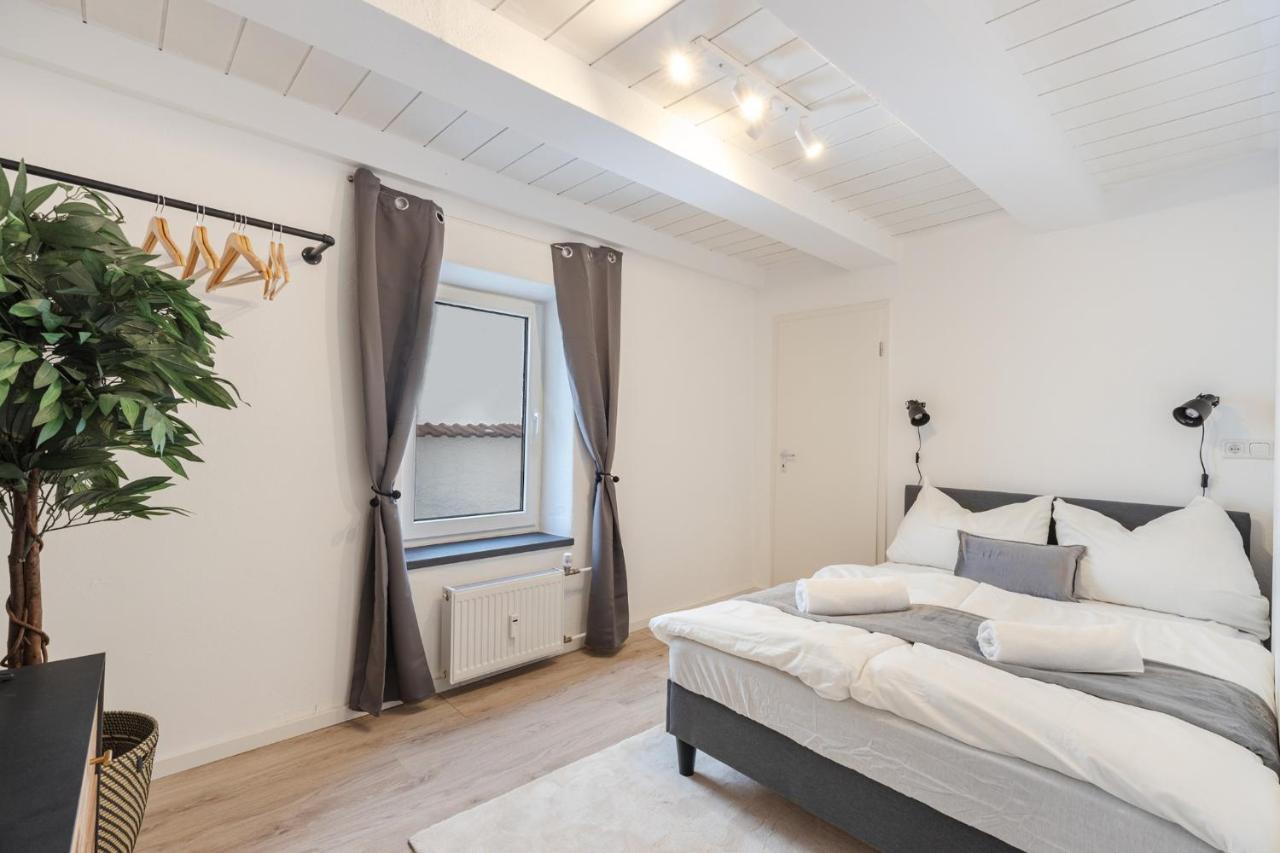 Terrace Apartment With 5 Rooms, Whirlpool And Bbq Augsburg Exterior foto